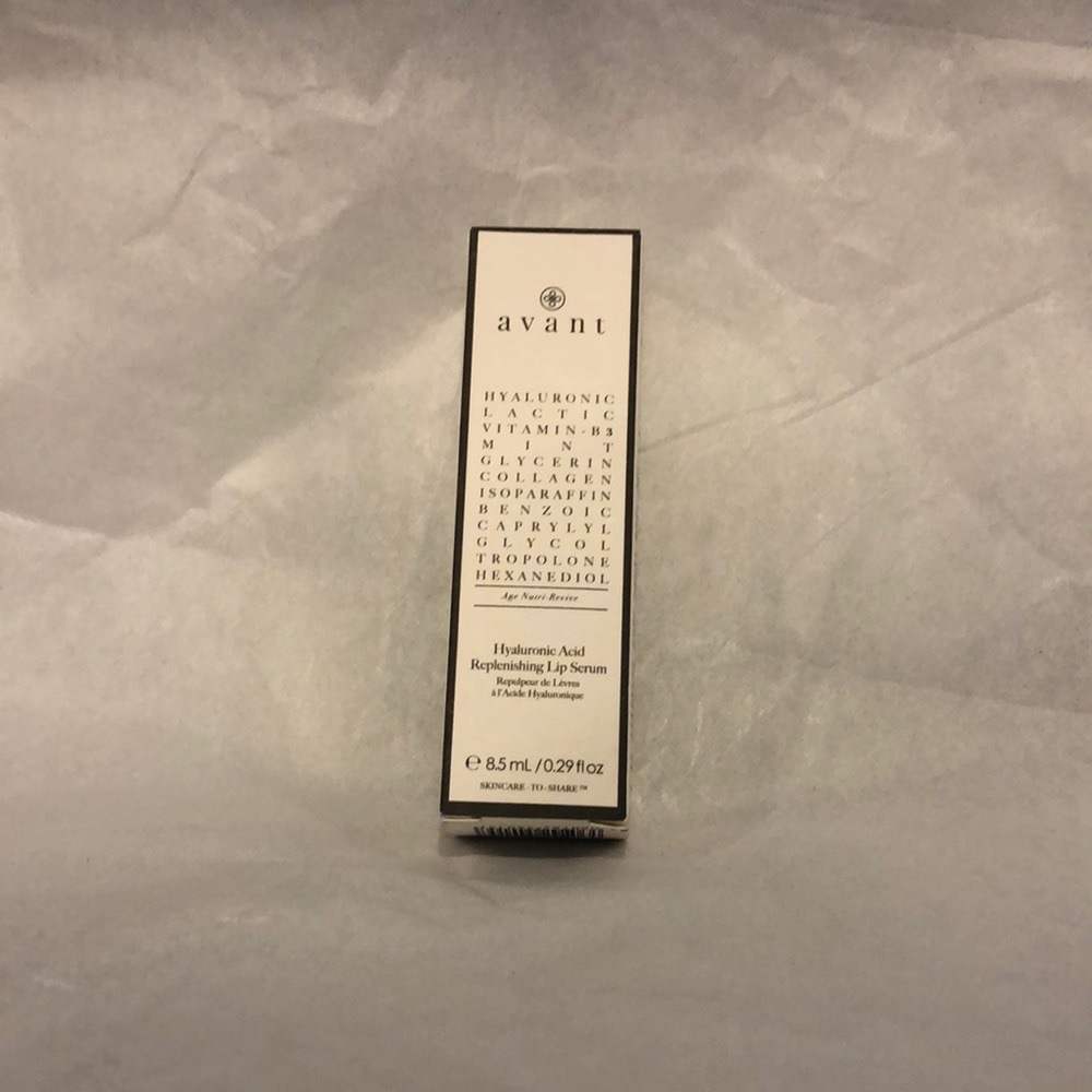 Hyaluronic Acid Replenishing Lip Serum by Avant